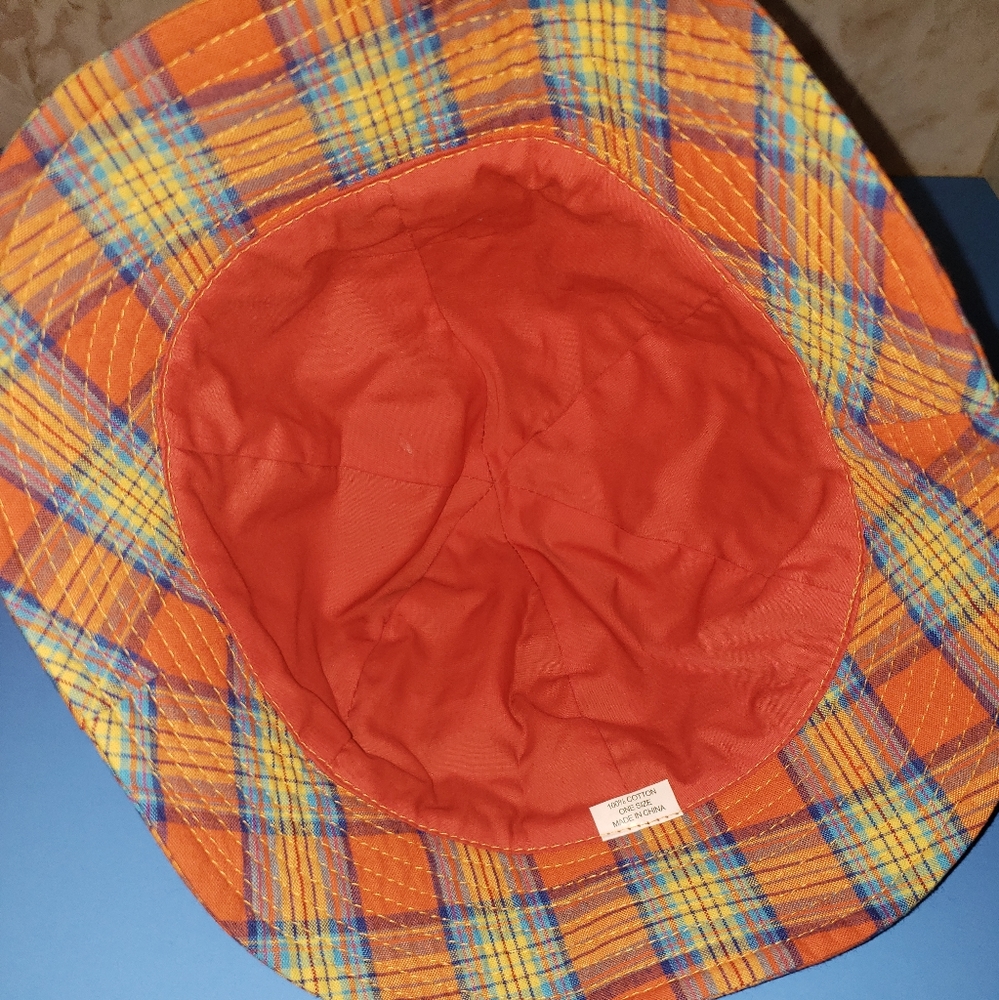 Multi-Color Bucket Hat - Picture 4 of 9